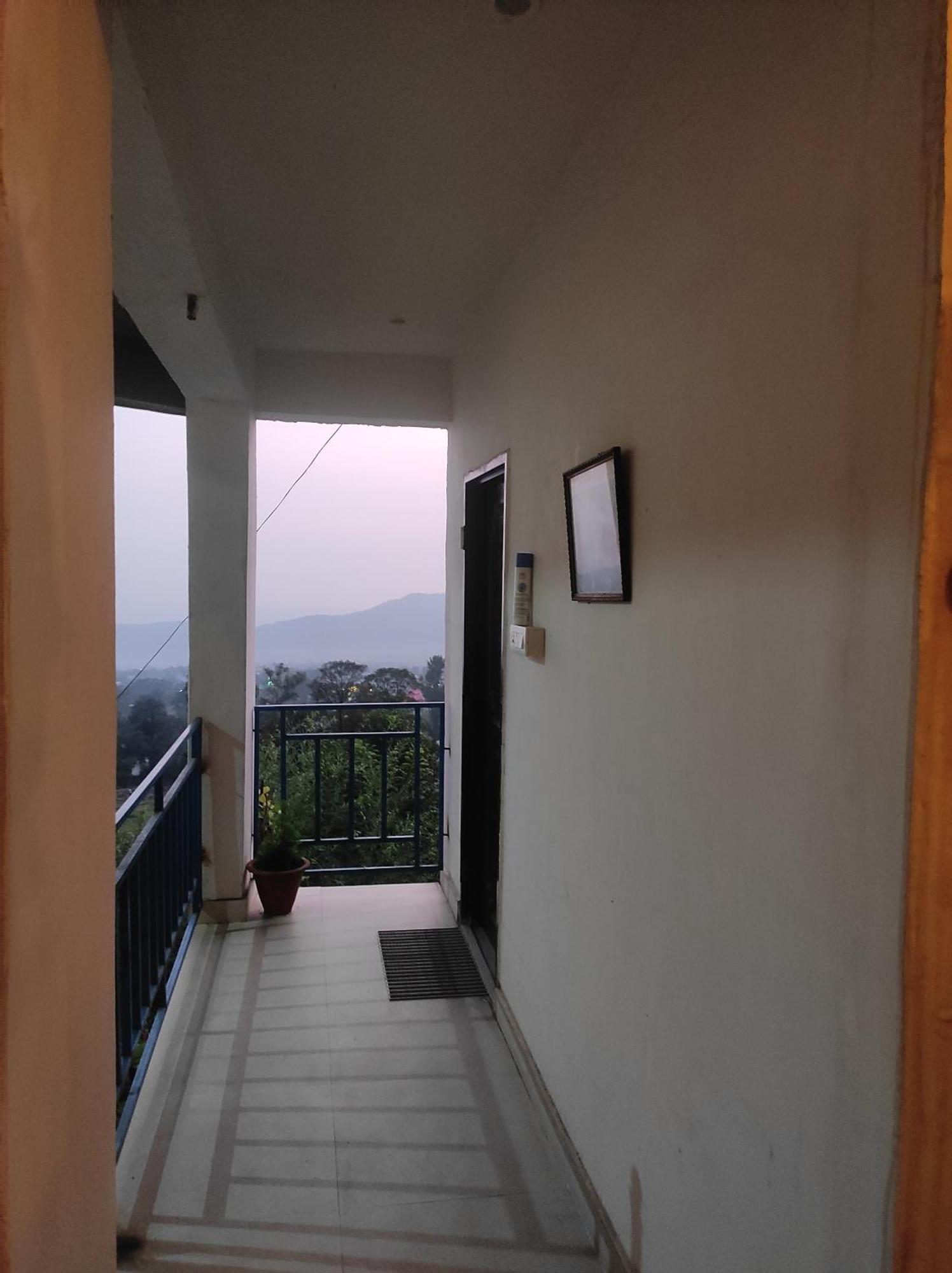 Hill Veu Home Bir Billing Kültér fotó